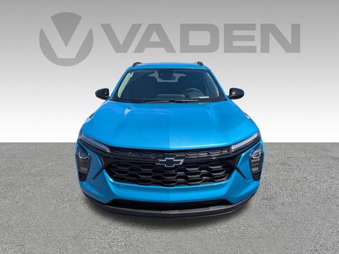 New 2026 Chevrolet Trax LT w/ Driver Confidence Package FWD image 28