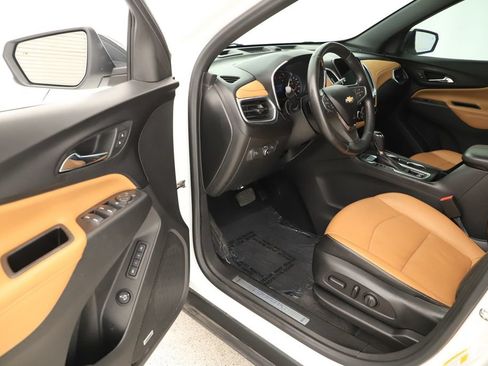 Used 2020 Chevrolet Equinox Premier FWD image 13