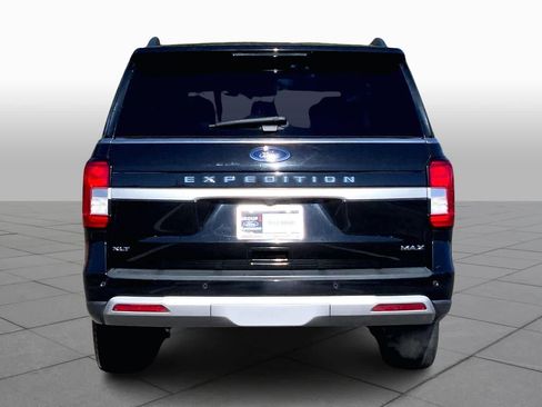 Certified 2024 Ford Expedition Max XLT image 5