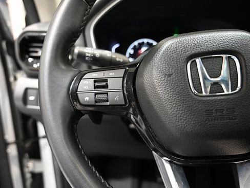 Used 2024 Honda Pilot Touring image 25