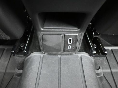 Used 2026 Buick Encore GX Sport Touring w/ Comfort Package AWD/4WD image 14