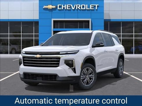 New 2027 Chevrolet Traverse LT w/ Driver Confidence Package FWD image 6