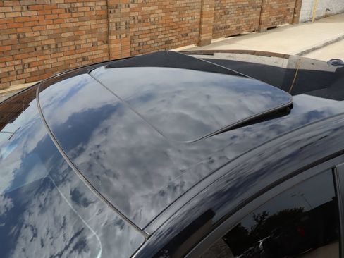 Used 2024 Nissan Sentra SV w/ SV Premium Package FWD image 4