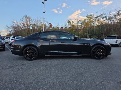 Used 2022 Maserati Quattroporte Modena Q4 image 22
