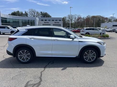 Certified 2023 INFINITI QX50 Luxe AWD/4WD image 2