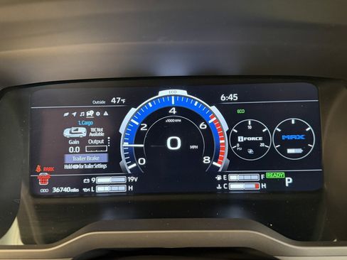 Used 2023 Toyota Sequoia SR5 w/ SR5 Premium Package image 12