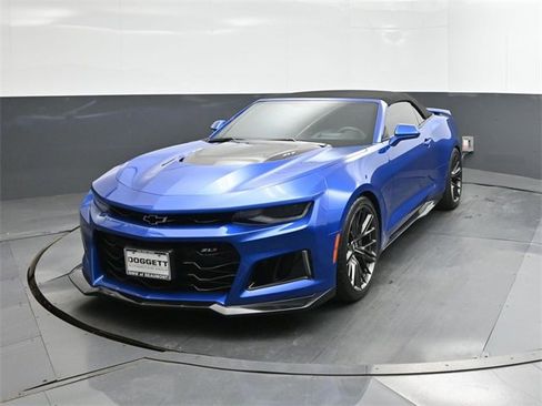 Used 2018 Chevrolet Camaro ZL1 image 29