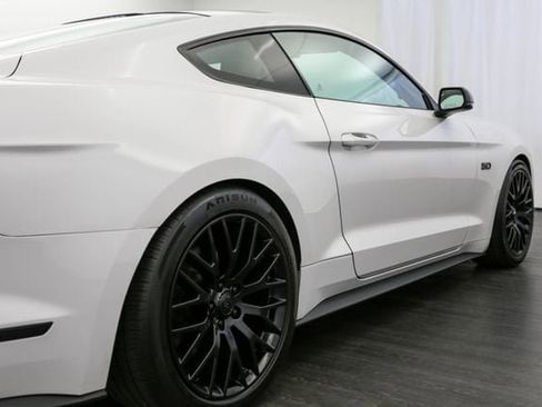Used 2017 Ford Mustang GT Premium w/ GT Performance Package RWD image 29