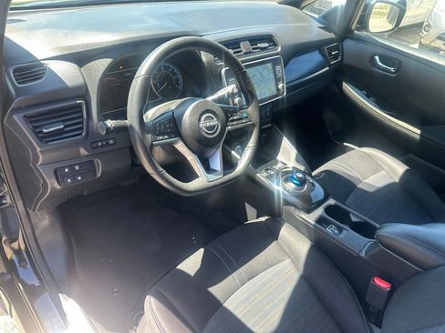 Used 2023 Nissan Leaf SV Plus FWD image 9