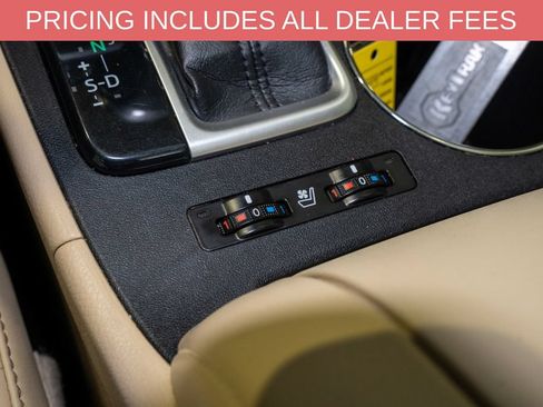 Used 2018 Toyota Highlander Limited FWD image 19