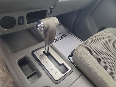 Used 2018 Nissan Frontier SV image 15