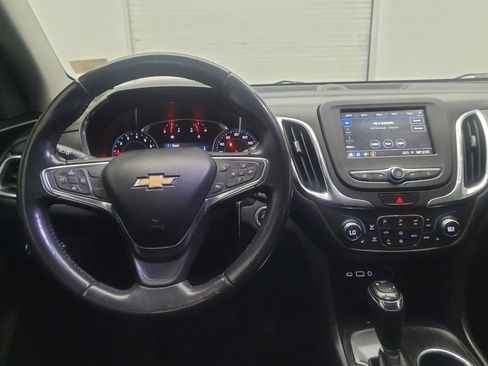 Used 2019 Chevrolet Equinox LT FWD image 22
