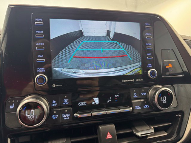 Used 2022 Toyota Highlander XLE AWD/4WD image 20