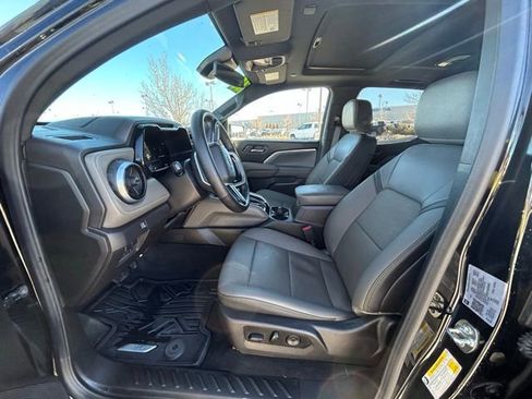 Used 2026 Chevrolet Colorado ZR2 w/ Technology Package image 13