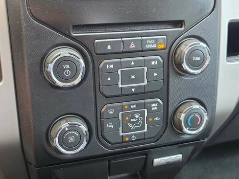 Used 2013 Ford F150 XLT w/ XLT Chrome Pkg AWD/4WD image 24
