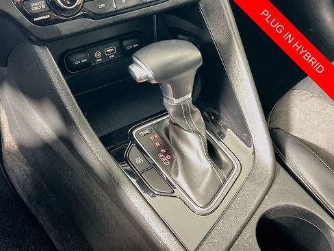 Used 2019 Kia Niro EX FWD image 17