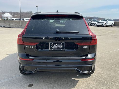 New 2026 Volvo XC60 B5 Ultra w/ Protection Package Premier image 3