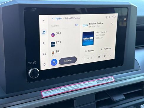 Used 2024 Toyota Tacoma TRD Sport image 15