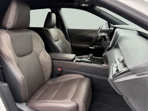 Certified 2024 Lexus RX 350 AWD w/ Convenience Package image 26