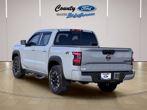 Used 2024 Nissan Frontier PRO-4X w/ Off-Road Protection Package image 8