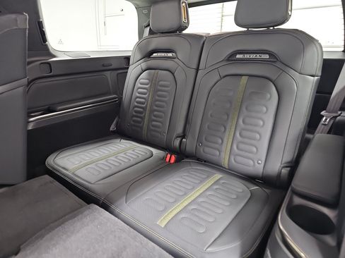 Used 2024 Rivian R1S Adventure AWD/4WD image 25