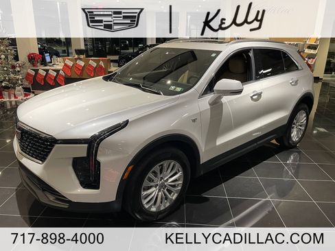 Certified 2024 Cadillac XT4 Luxury w/ Cold Weather Package image 1