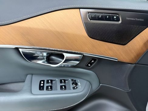 Used 2020 Volvo XC90 T6 Inscription image 10