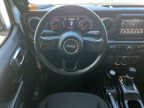 Used 2022 Jeep Wrangler Unlimited Sport AWD/4WD image 15