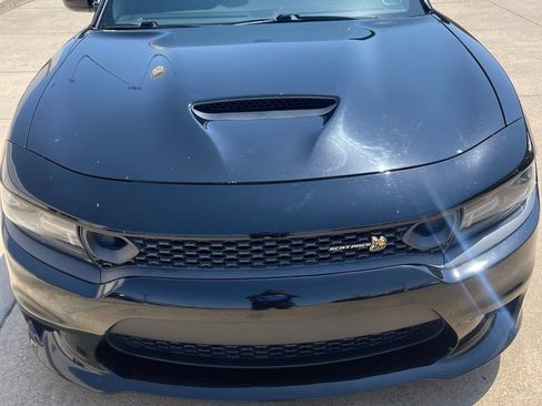 Used 2019 Dodge Charger Scat Pack RWD image 1