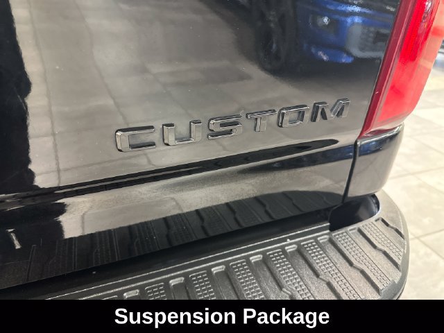 Used 2021 Chevrolet Silverado 2500 Custom w/ Custom Value Package AWD/4WD image 10