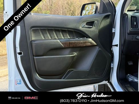 Used 2022 GMC Canyon Denali image 19