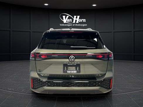 Used 2026 Volkswagen Tiguan SEL R-Line AWD/4WD image 6