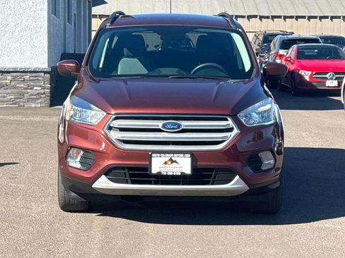 Used 2018 Ford Escape SE w/ SE Sync 3 Package image 2