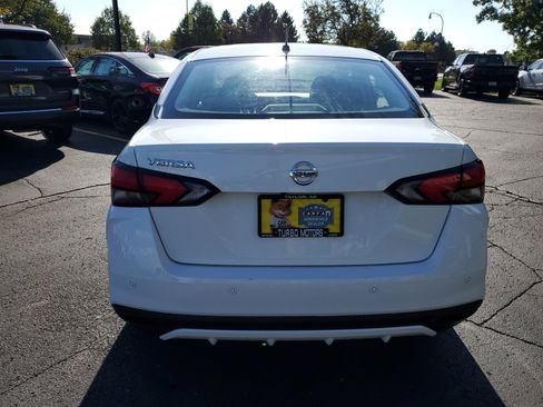Used 2021 Nissan Versa S image 6