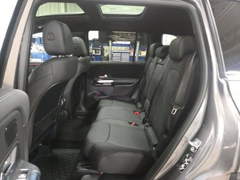 Certified 2026 Mercedes-Benz GLB 250 4MATIC image 6