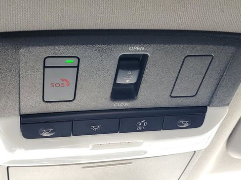 Certified 2021 Nissan Sentra SR w/ SR Premium Package image 20