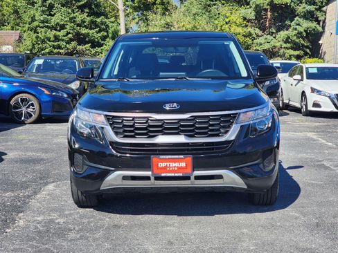 Used 2021 Kia Seltos LX AWD/4WD image 2