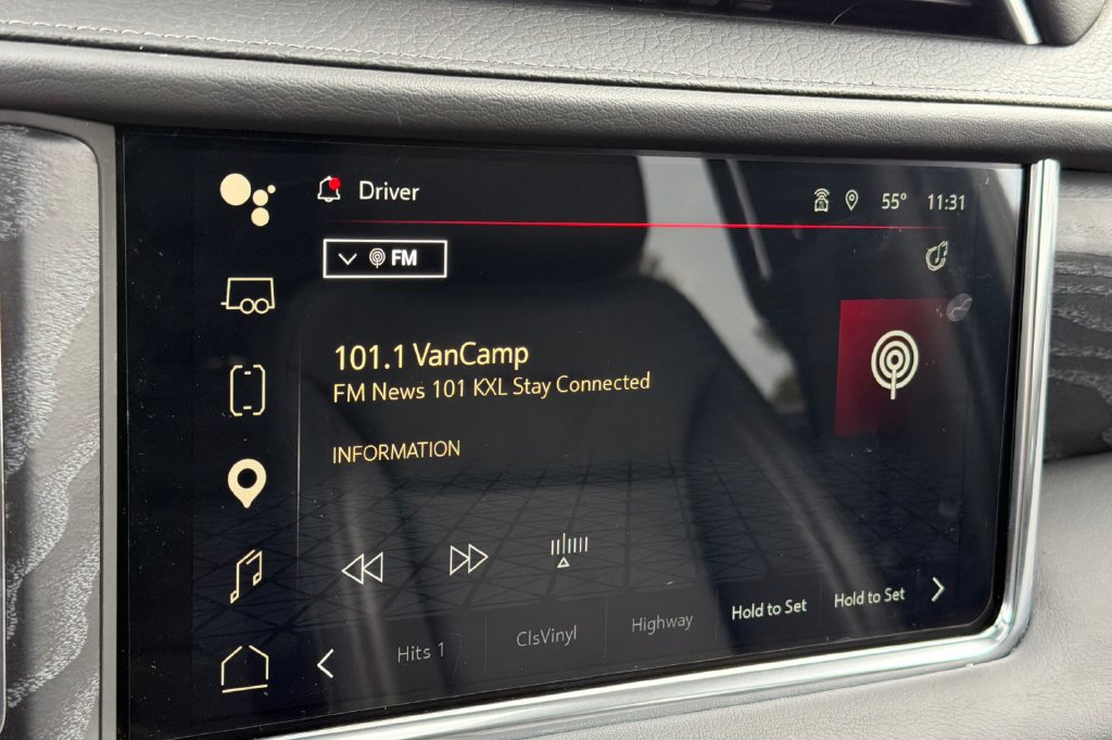 Used 2024 GMC Yukon Denali w/ Max Trailering Package AWD/4WD image 16