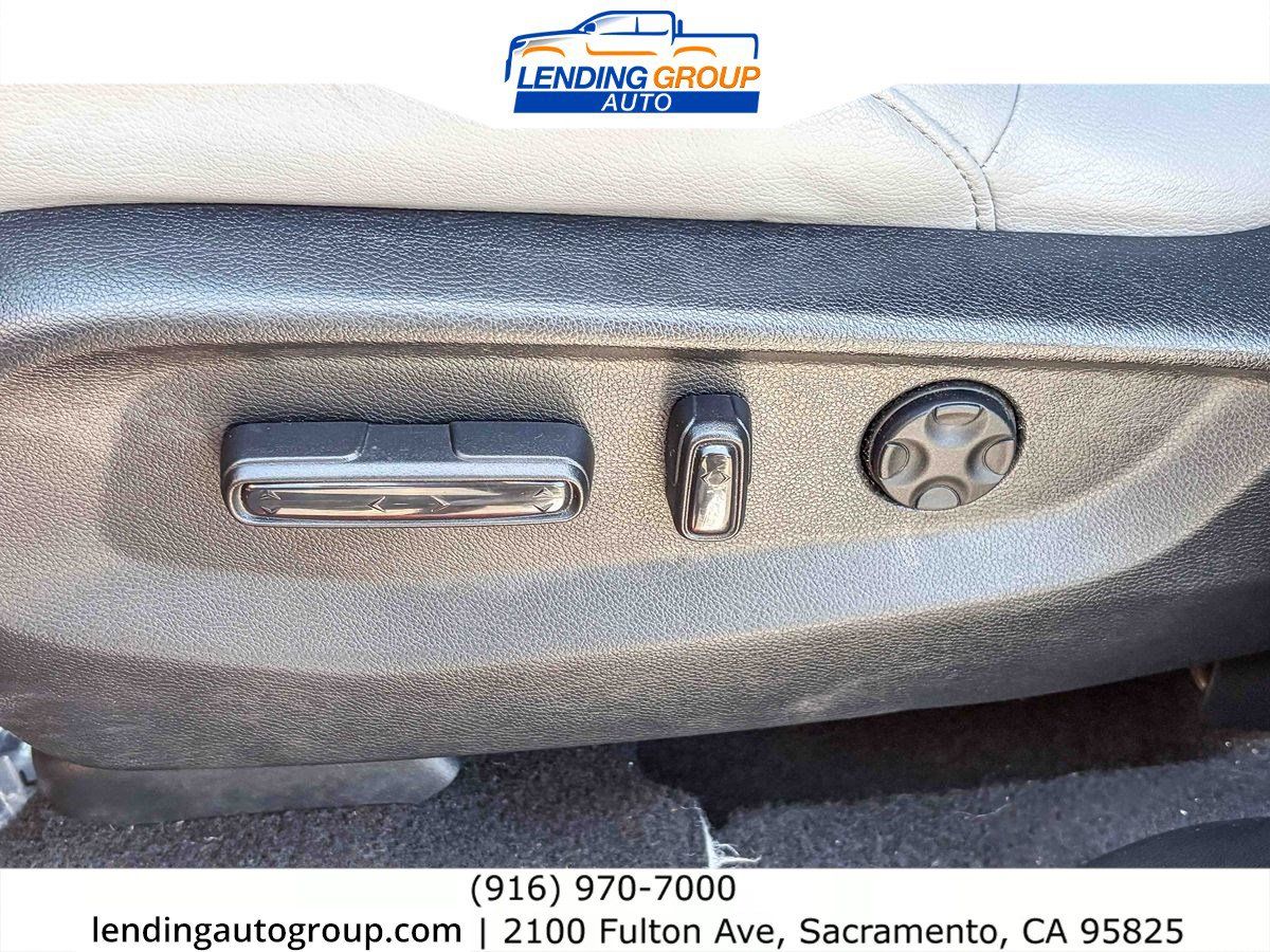 Used 2020 Honda CR-V Touring image 21