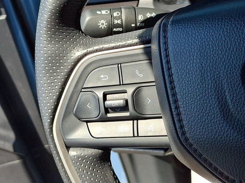 Used 2026 Toyota 4Runner SR5 AWD/4WD image 20