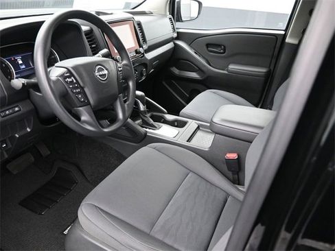 Used 2024 Nissan Frontier S image 9