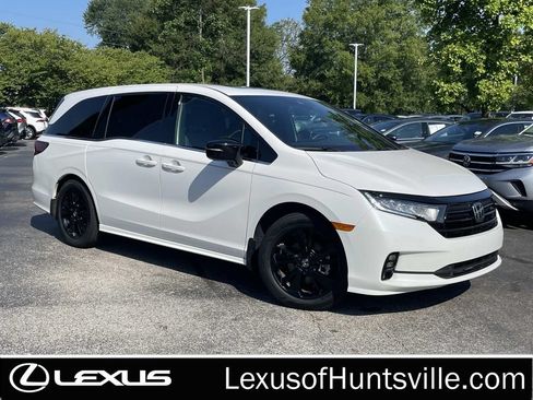 Used 2024 Honda Odyssey Sport image 1