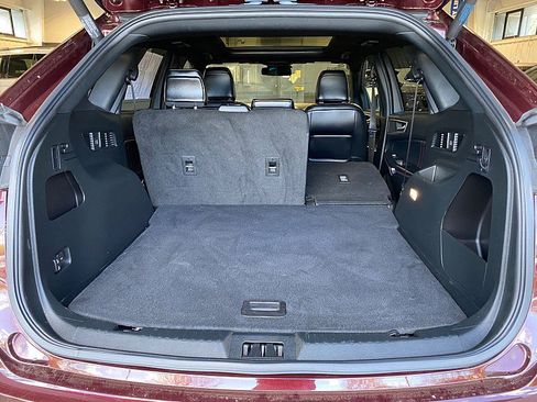Used 2022 Ford Edge ST-Line w/ Class II Trailer Tow Package AWD/4WD image 39