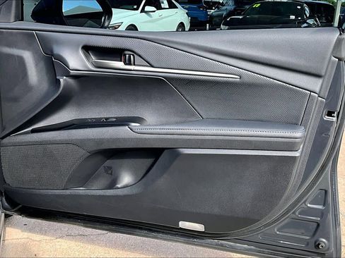 Used 2025 Toyota Camry XSE FWD image 20