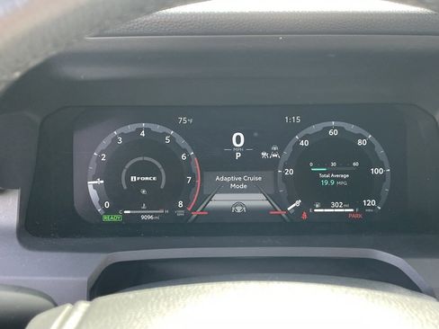 Used 2025 Toyota 4Runner TRD Off-Road Premium image 8