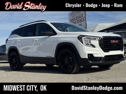 Used 2024 GMC Terrain SLT w/ Tech Package