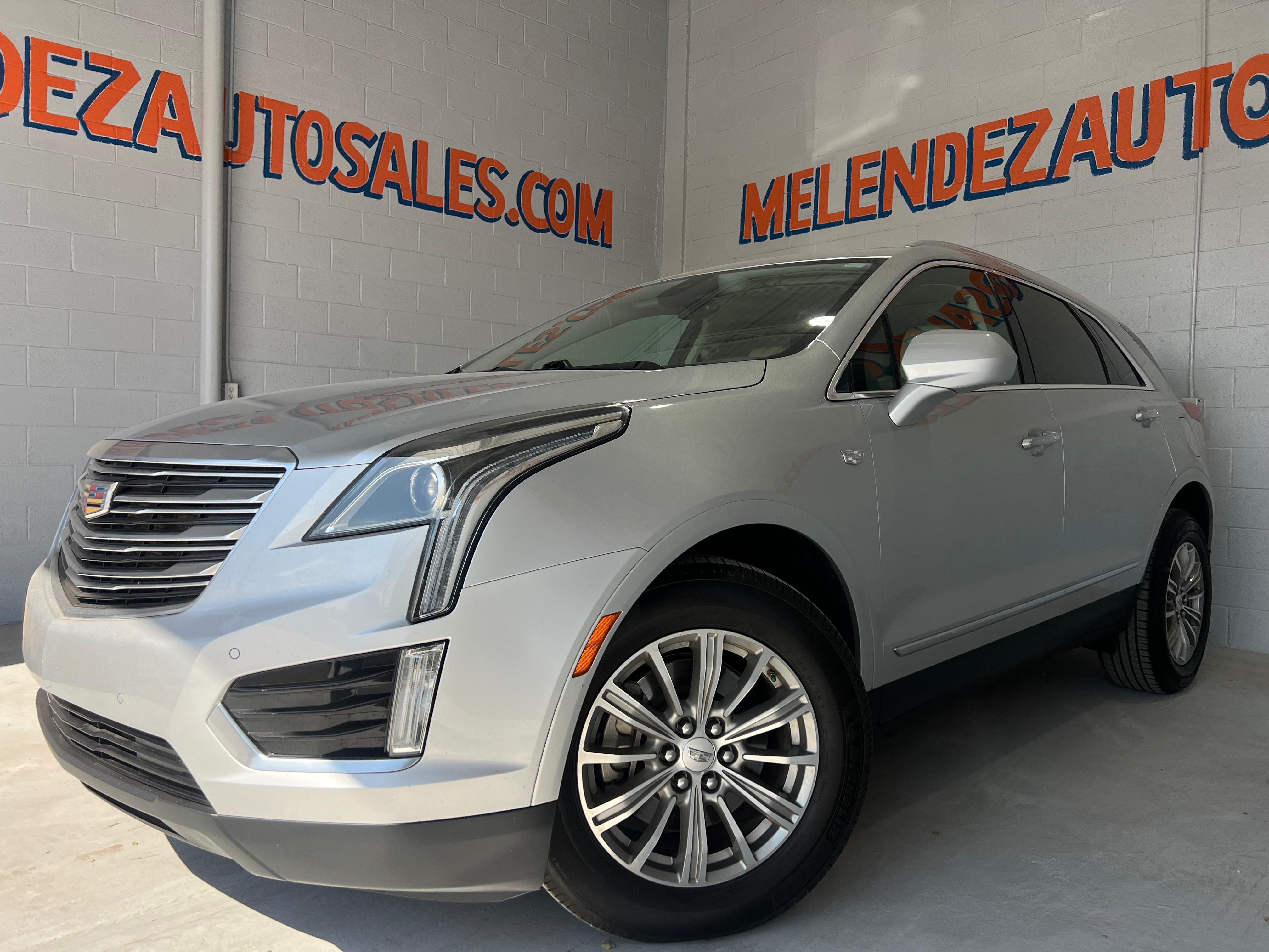 Used 2018 Cadillac XT5 Luxury w/ Driver Awareness Package FWD image 1