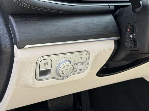 Used 2024 Mercedes-Benz GLE 450 4MATIC image 19