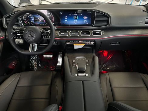 New 2026 Mercedes-Benz GLS 450 4MATIC image 3