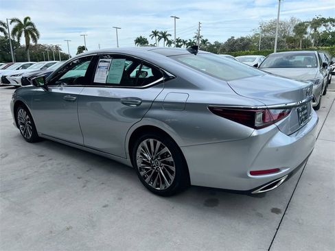 Certified 2024 Lexus ES 350 Luxury image 5